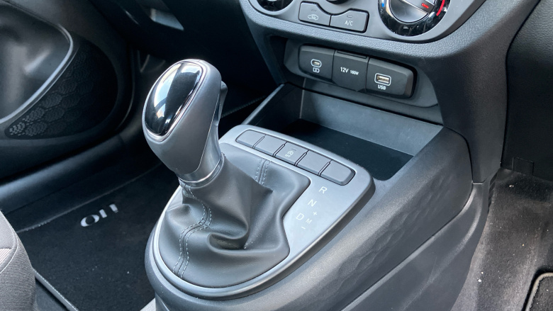 Hyundai i10 1.0 [63] Advance 5dr Auto [Nav] Petrol Hatchback